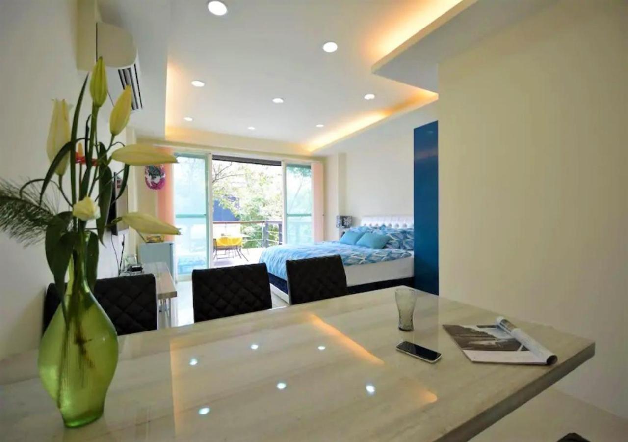 Sanyi Wei Wei Feng B&B Exterior foto